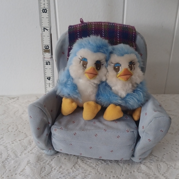 Birds On Couch Plush - Picture 5 of 7